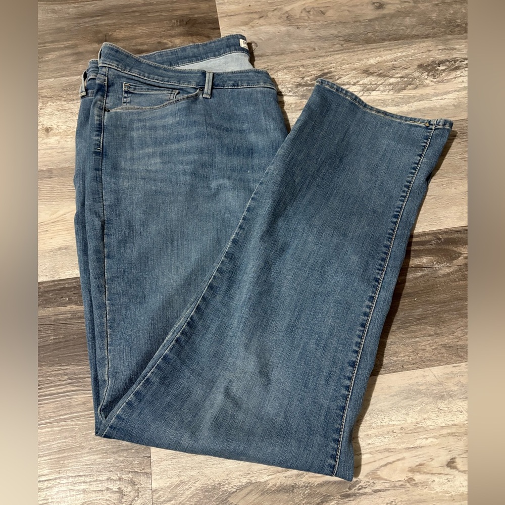 Levi’s jeans size 22L